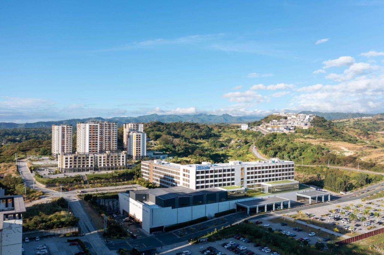 Hilton Clark Sun Valley Resort Clark Field Ngoại thất bức ảnh