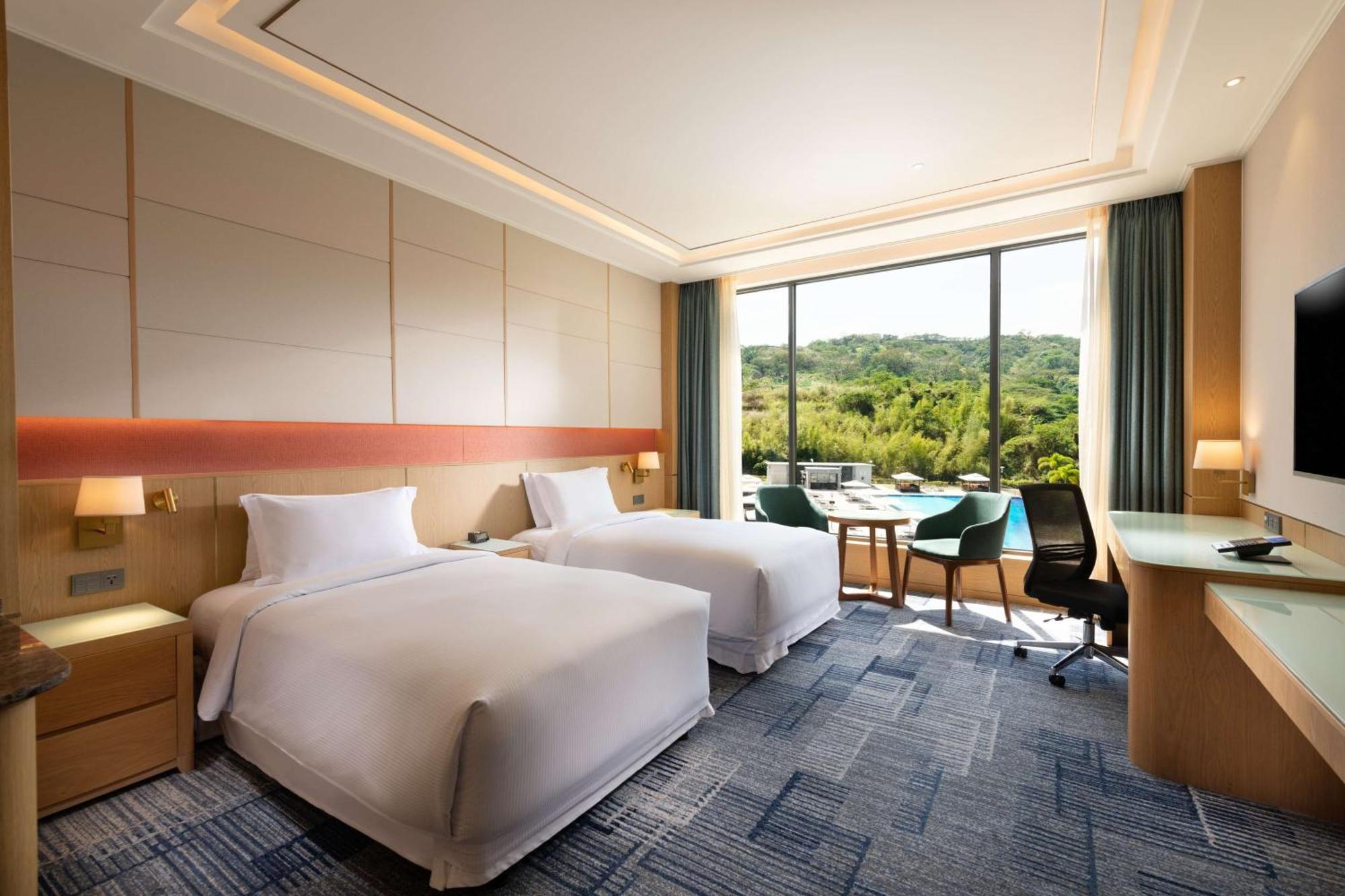 Hilton Clark Sun Valley Resort Clark Field Ngoại thất bức ảnh